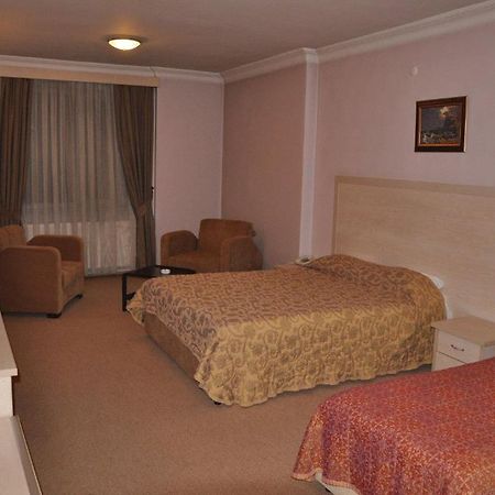 Duezce Anil Hotel Δωμάτιο φωτογραφία